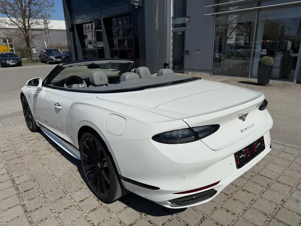 Bentley Continental GTC Speed 2025